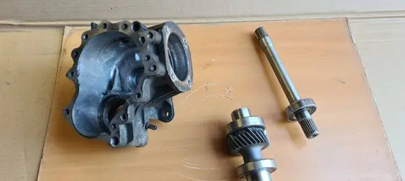 Suzuki Ignis Gearbox transfer box case 2781180G00 2951170H00 2951170H01