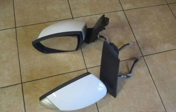 Ford Focus C-MAX Front door electric wing mirror
