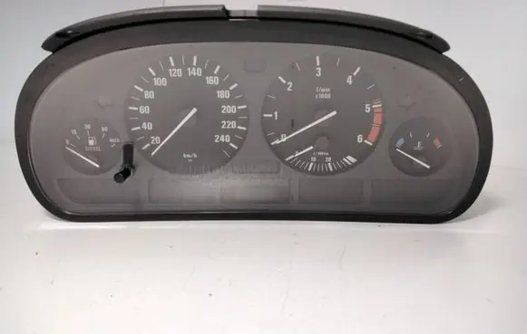 BMW 5 E39 Speedometer (instrument cluster) 87001313 88311228 62118375902