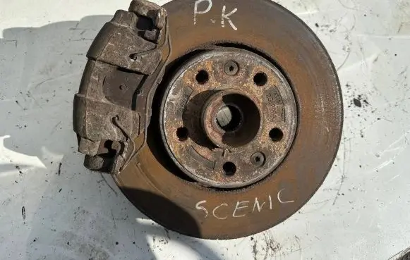 Renault Scenic III - Grand scenic III Front wheel hub
