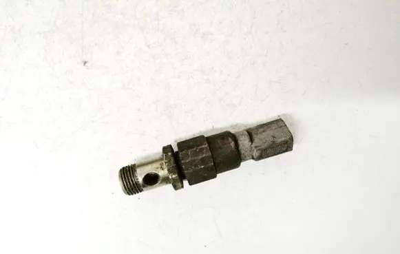 Volkswagen Golf IV Oil level sensor 1j0919081
