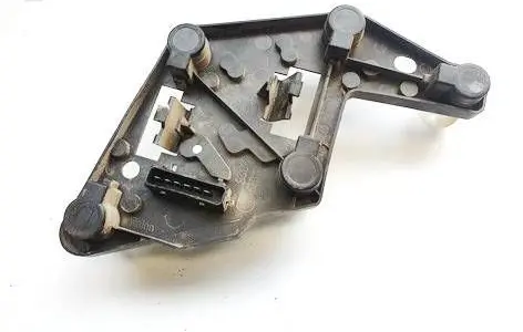 Toyota Avensis T220 Tail light bulb cover holder 2328 034N5P