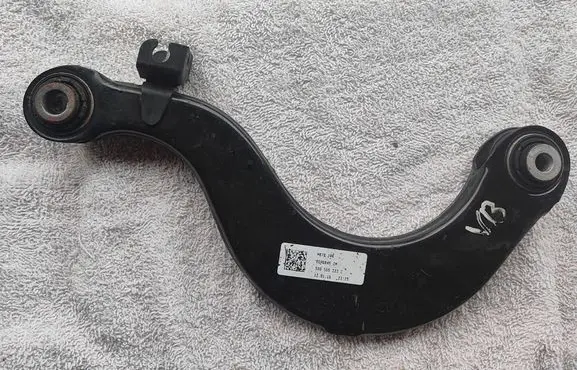 Skoda Octavia Mk3 (5E) Rear control arm 5Q0505323C