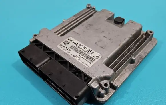 Seat Leon (5F) Engine control unit/module ECU 04L907309D IMPRK1398701