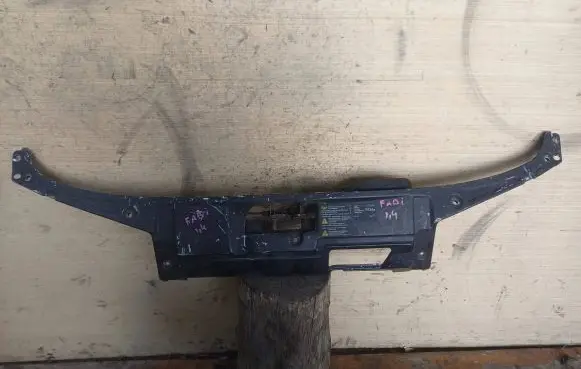 Skoda Fabia Mk1 (6Y) Top upper radiator support slam panel