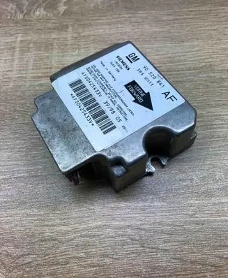Opel Astra G Airbag control unit/module 90520841 5WK4168Used WithPlug