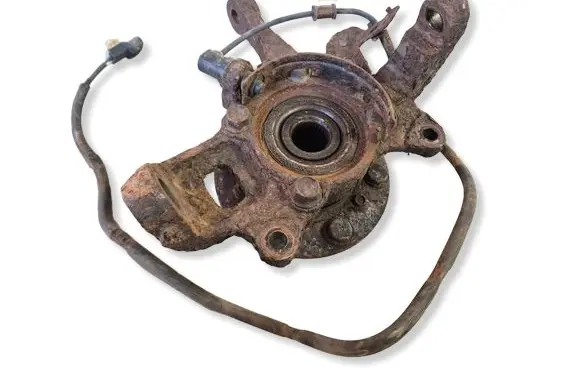 Mitsubishi L200 Front wheel hub spindle knuckle MR992368 MR992374