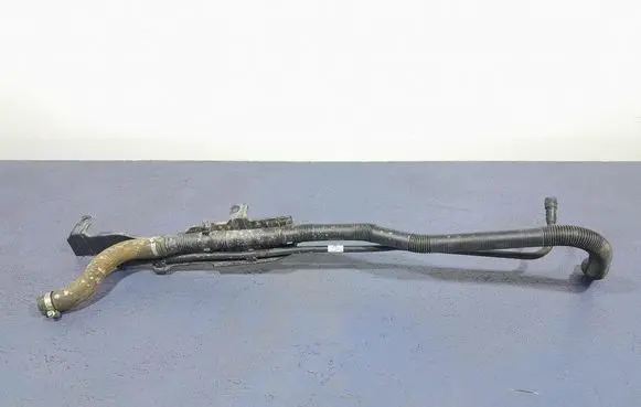 BMW X7 G07 Fuel line pipe 