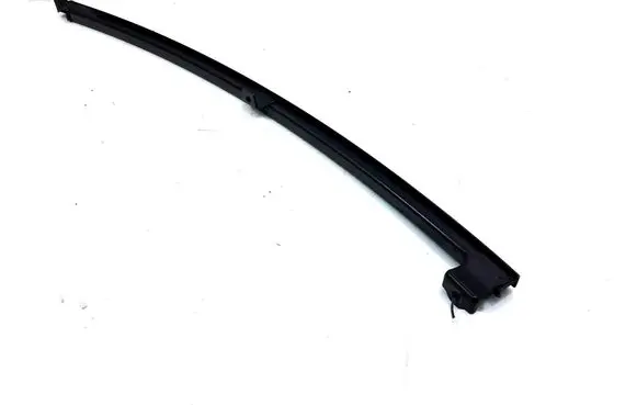 Toyota Prius (XW50) Rear door windshield rail 6740747050