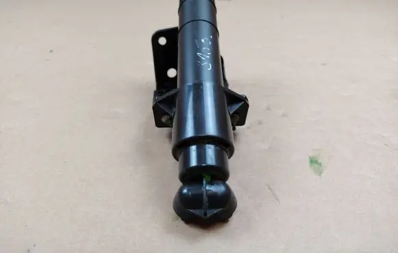 Mercedes-Benz S W221 Headlight washer spray nozzle 15990001