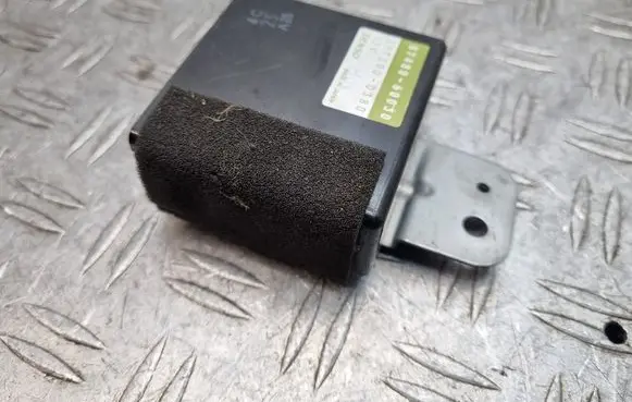 Toyota Land Cruiser (J100) Other control units/modules 8748060030 2772000380