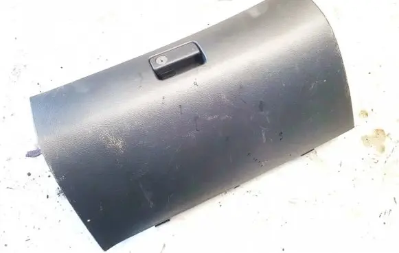 Toyota Avensis T250 Glove box 5555005070 55550-05070