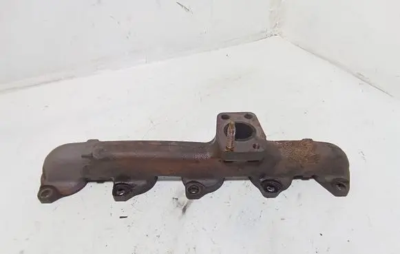 Peugeot 5008 Exhaust manifold