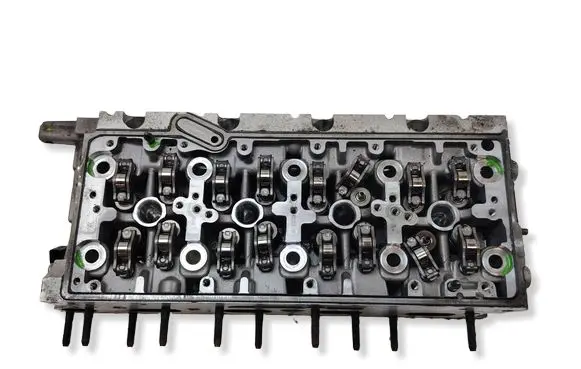 Volkswagen Caddy Engine head 04L103373E 04L103353F