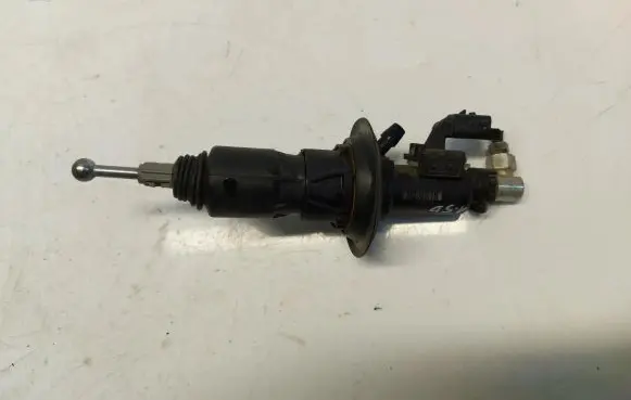 Citroen Berlingo Clutch slave cylinder 9830021280