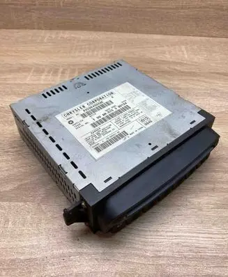 Chrysler Voyager CD/DVD changer P05064003AE
