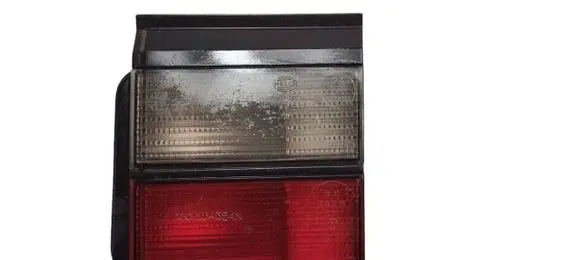 Volkswagen PASSAT B3 Tailgate rear/tail lights 357945108