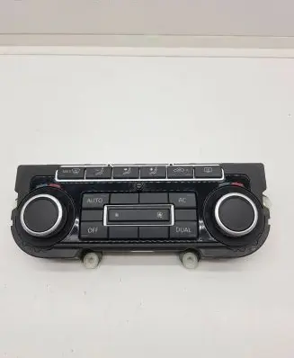 Volkswagen Jetta VI Climate control unit 5K0907044DT 5HB00974680 SW1010