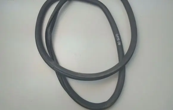 Opel Corsa F Rubber seal rear door 