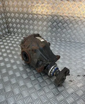 BMW 3 F30 F35 F31 Rear differential 7589481 N27861 0714030517930003
