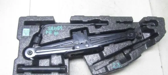Hyundai Santa Fe Lift Jack 09149-2W000