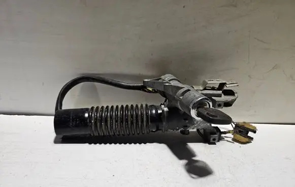 Ford Sierra Ignition lock G88495 83BB3675