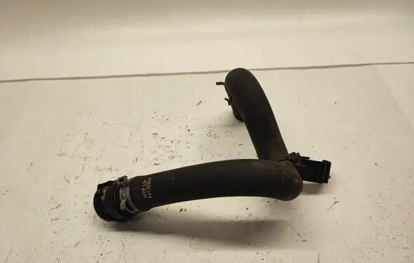 Chevrolet Camaro Engine coolant pipe/hose 84128868