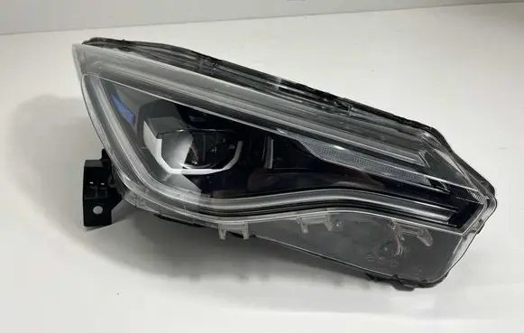 Renault Zoe Headlight/headlamp 260102384R 1006E003 0135569