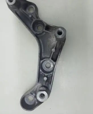 Mercedes-Benz E W212 Front differential bracket A2720140295