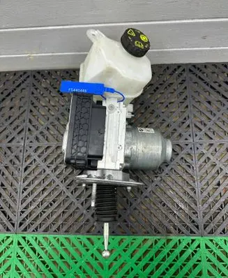BMW 7 G70 ABS Pump 5A8B10201 10120226944