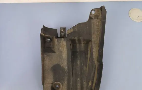 Rear bumper corner part panel trim