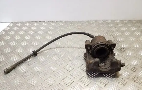 Volkswagen Golf IV Front brake caliper