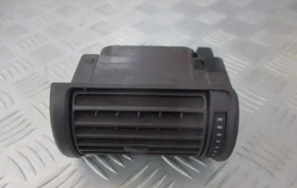Audi A4 S4 B5 8D Dashboard air vent grill cover trim 