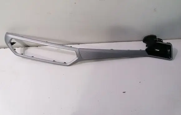 BMW 3 G20 G21 Dashboard glove box trim 6806855