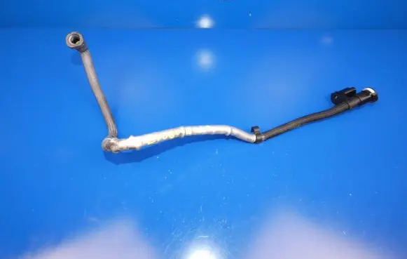Land Rover Evoque I Fuel line pipe 