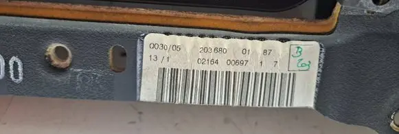 Mercedes-Benz C W203 Dashboard 2036800187