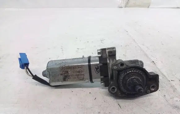Mercedes-Benz C W203 Seat adjustment motor A2038203642 12V500016 1134301