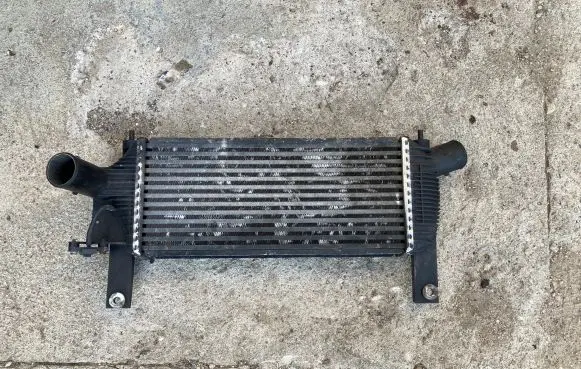 Nissan Navara Intercooler radiator 14461EB360 F6864