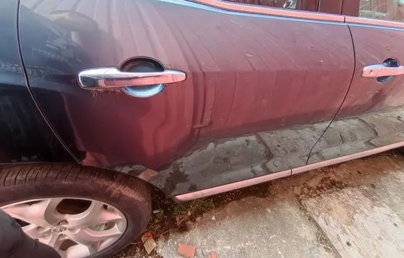 Mazda CX-7 Rear door