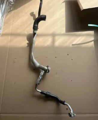 BMW 3 F30 F35 F31 Coolant pipe/hose 7629569010
