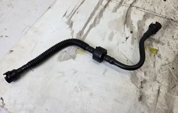 Saab 9-5 Vacuum line/pipe/hose 55561789