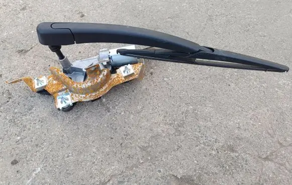 Ford Fiesta Rear window wiper motor 8A61A17K441AE 0390201252