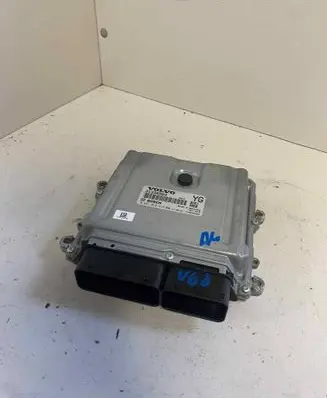Volvo V60 Engine control unit/module 31336983 1039950500 0281018414