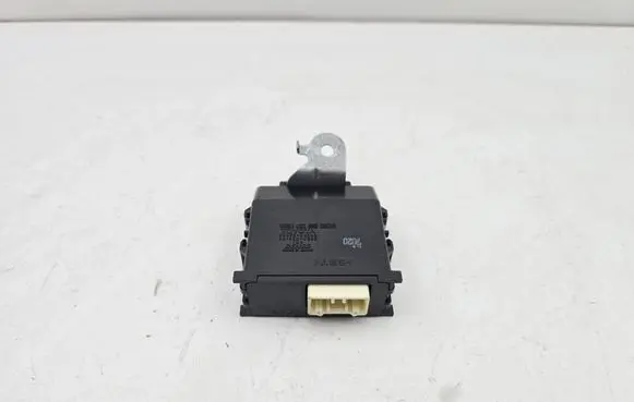Toyota C-HR I Door central lock control unit/module 8597048040