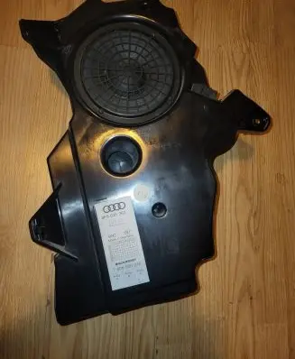Audi A3 S3 8P Subwoofer speaker 8P3035382 7606500216