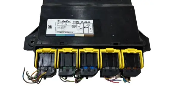Ford Focus Comfort/convenience module AV6N19G481AL 5WK49778M