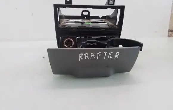 Cup holder front