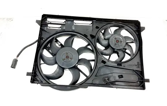 Volvo S80 Radiator cooling fan shroud 30792924