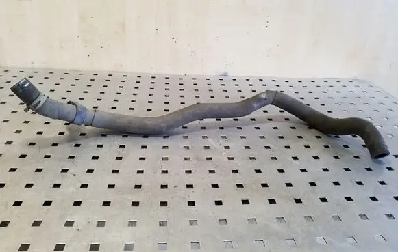Nissan Qashqai Engine coolant pipe/hose