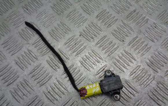 Audi A4 S4 B7 8E 8H Airbag deployment crash/impact sensor 8P0955557